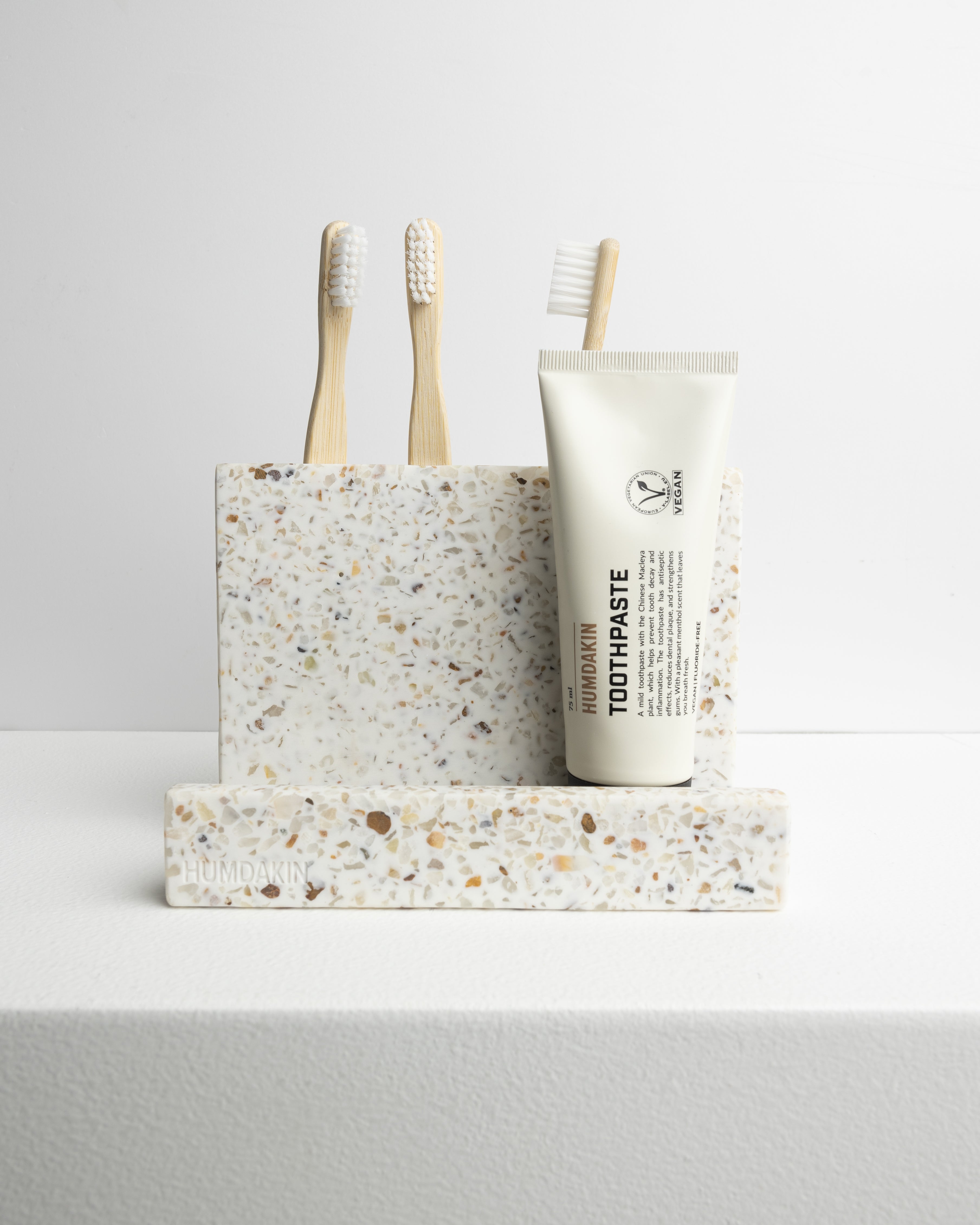 HUMDAKIN Terrazzo Zahnnbürstenhalter Terrazzo 138 Red/Beige